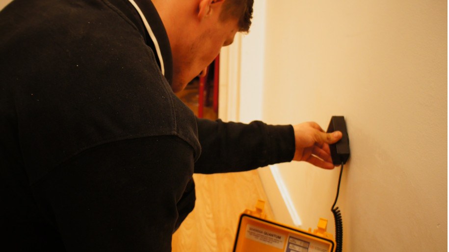 Rising damp treatment